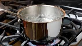 Does cold water boil faster?