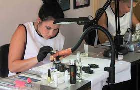 professional nail courses for beginners