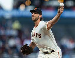 Madison Bumgarner reaches deal with ...