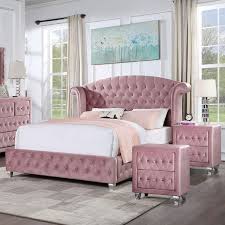 Nesika 3 Piece Pink Queen Bedroom Set