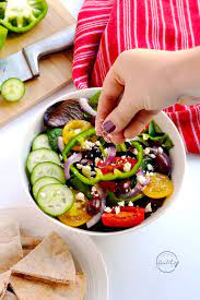 greek salad recipe with caramelized