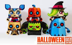 Despite his devotion to his hometown of salem (and its halloween celebration), hubie dubois is a figure of mockery for kids and adults alike. Halloween Special Mini Monsters Paper Toys By Gus Santome A Little Late For Halloween But Here Are So Paper Toy Bricolage Papier Art Du Papier