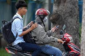Những ẩn họa nguy hiểm khi chơi Pokemon Go ở Việt Nam