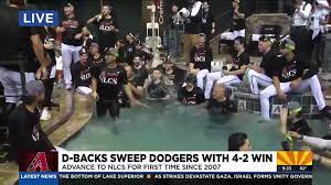 D-backs celebrate at pool after sweeping LA