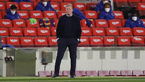 Ronald koeman has admitted his angry reaction to a defensive mistake by oscar mingueza on thursday vs getafe was a bit exaggerated. Barcelona Boss Koeman Suspended For Two La Liga Matches Football Espana
