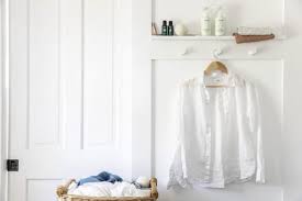 4 easy steps for washing white clothes