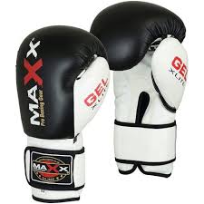 10oz ma boxing gloves black white
