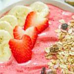 strawberry banana smoothie bowl cooktoria