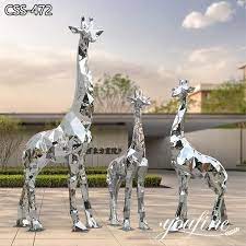 Metal Giraffe Statue Geometric Design
