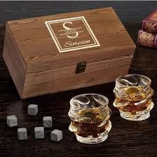 21 upscale whiskey gift sets