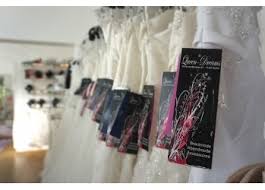 Willkommen auf der webseite rund um brautkleider sowie brautkleid verkaufen! Brautmoden Brautkleider Und Hochzeitskleider In Berlin Finden Hochzeit 2021 2022