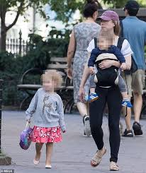 Clinton's other kids are charlotte, 4, and aidan, 3. Chelsea Clinton Says One Of Her Children Was Admitted To The Hospital Daily Mail Online