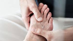 what is gout symptoms causes