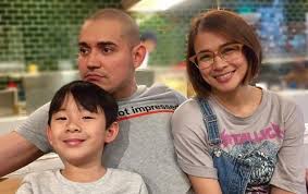 Baby summer ayana is the daughter of kapuso actor and comedian paolo contis with fellow gma artist lj reyes. Kapuso Comedian Paolo Contis Revealed That Aki The Son Of His Girlfriend Lj Reyes Annoys Him Sometimes Due To This Reason Comedians Paolo Reyes