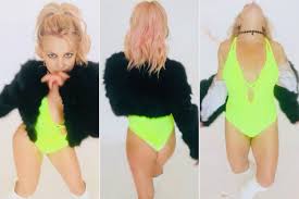 In an instagram post following the documentary's release, britney slammed the film for highlighting. Britney Spears Shares Butt Photos On Instagram Not Wearing Thongs Eminetra Canada