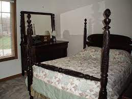 converting antique bed to queen mattress