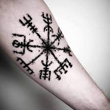 13 tatouages ​​vikings les plus populaires et leur signification