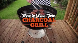 clean and mainn a charcoal grill