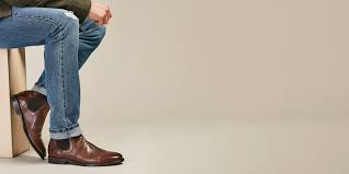 They often have a loop or tab of fabric on the back of the boot, enabling the boot to be pulled on. 12 Best Men S Chelsea Boots For Every Style Budget 2021