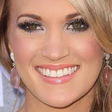 carrie underwood makeup silver