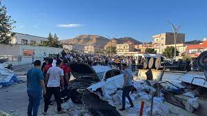 Mardin'de freni patlayan tır kalabalığa daldı: 20 ölü, 26 yaralı - Son  Dakika Haberleri