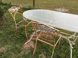 Vintage Metal Roses Patio Table Chair