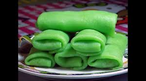 Kueh dadar is sometimes called nyonya kueh (nyonya coconut pancake), was originated by the malay community back in the old days where you can find it mostly at malay stalls. Resep Cara Membuat Kue Basah Dadar Gulung Youtube
