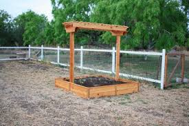 Diy Garden Planter With Trellis The