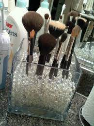 simple diy makeup brush storage