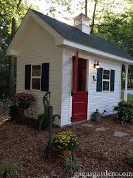 20 Garden Shed Decorating Ideas For The