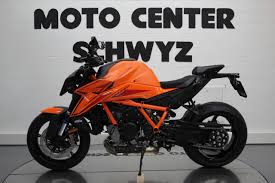 ktm 1390 super duke motorcycles and