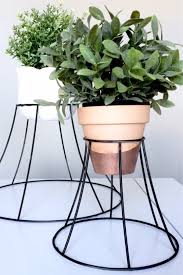 When purchasing outdoor plant stands you need to take into consideration the number of plants you need to accommodate, the weight that they will need to support and the weather resin or plastic outdoor plant stands are a popular option for apartment balconies, decks and other outdoor spaces. 30 Best Diy Plant Stand Ideas Tutorials For 2021 Crazy Laura
