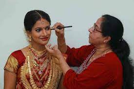 urvasi beauty parlour in vikas bhavan