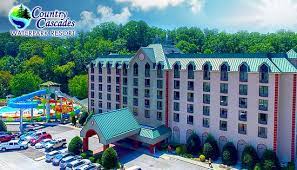 pigeon forge hotels with waterparks