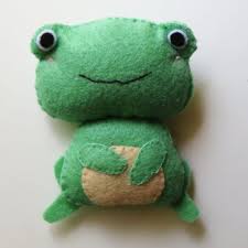 10 frog stuffed patterns free
