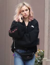 suki waterhouse stepped out with pastel