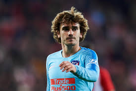 Here is the antoine griezmann longer haircut and hairstyle he currently has. Antoine Griezmann Not Distracted By Barcelona Rumours Says Didier Deschamps Bleacher Report Latest News Videos And Highlights