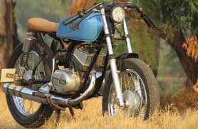 modified yamaha rx 100 cafe racer