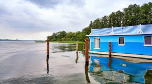 Find lake homes for sale on dale hollow lake, in tn. 15 Questions You Should Ask Before Buying A Houseboat