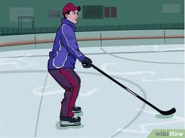 In this video we have guest instructor scott grover teaching you how to skate backwards. 3 Ways To Ice Skate Backwards Wikihow