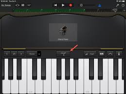 adjust the keyboard in garageband