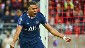 Psg had four different goalscorers in the form of ander herrera, kylian mbappe, angel di maria & idrissa gueye. Juyy Juanws6tm