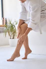 how to cover varicose veins