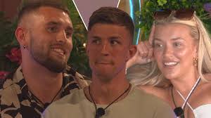 Love Island: Mitchel reveals why he chose Molly in recoupling