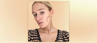 learn how to contour your face like a