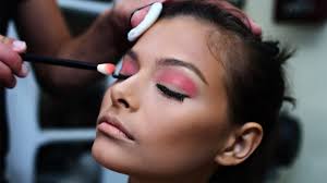 professional makeup artist course
