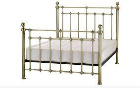It has one or two replacement (painted) parts but is otherwise in great condition. Bristol Brass Metal Bed Frame Bedworld