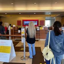 wells fargo bank 11 reviews 6686 s