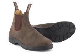 Traditionally, chelsea boots have featured a standard heel. Blundstone 585 Mens Womens Classic Pull On Chelsea Dealer Leather Ankle Boots Shoestation Direct