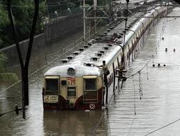 Image result for मुंबई में रेड अलर्ट: 9 घंटे में 12 इंच बारिश